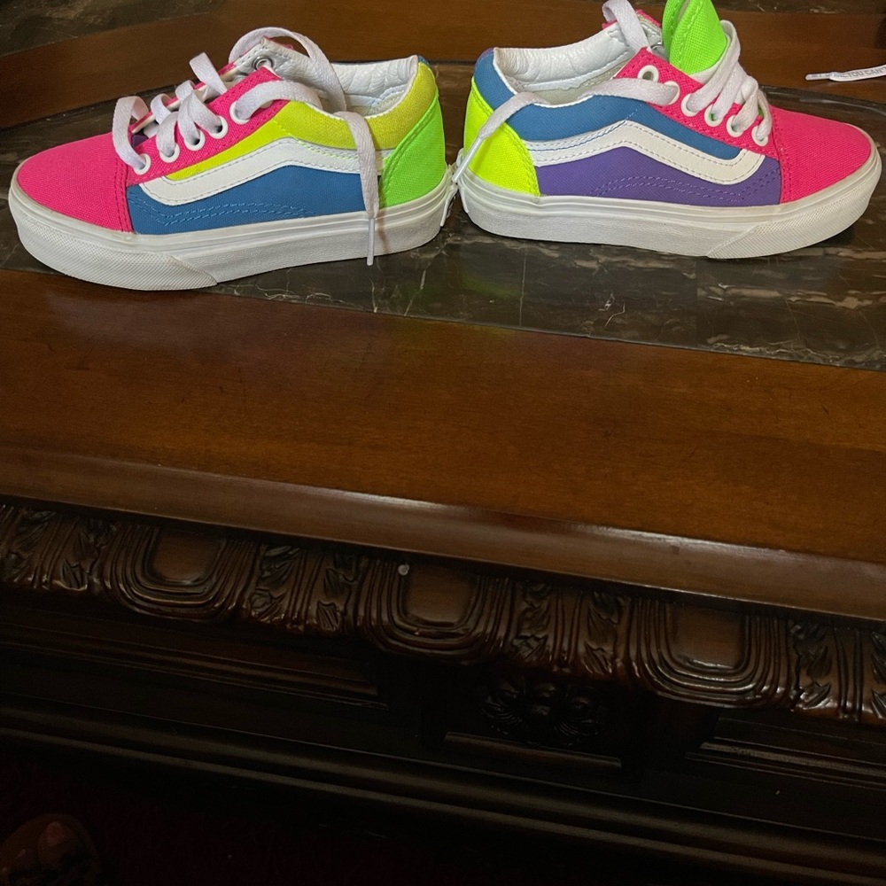 Colorful Vans - Picture 2 of 4
